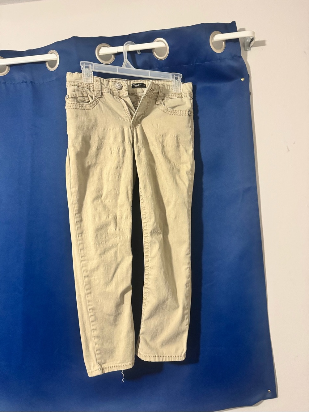 Women’s khaki capri sz small